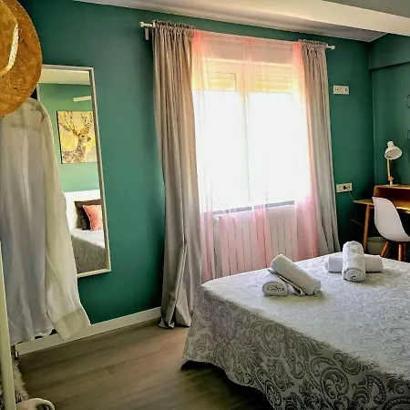 La Balconada De La Aljaferia Con Parking Privado サラゴサ