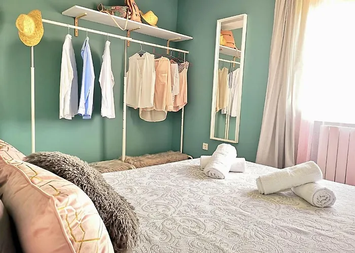 La Balconada De La Aljaferia Con Parking Privado Apartment Zaragoza